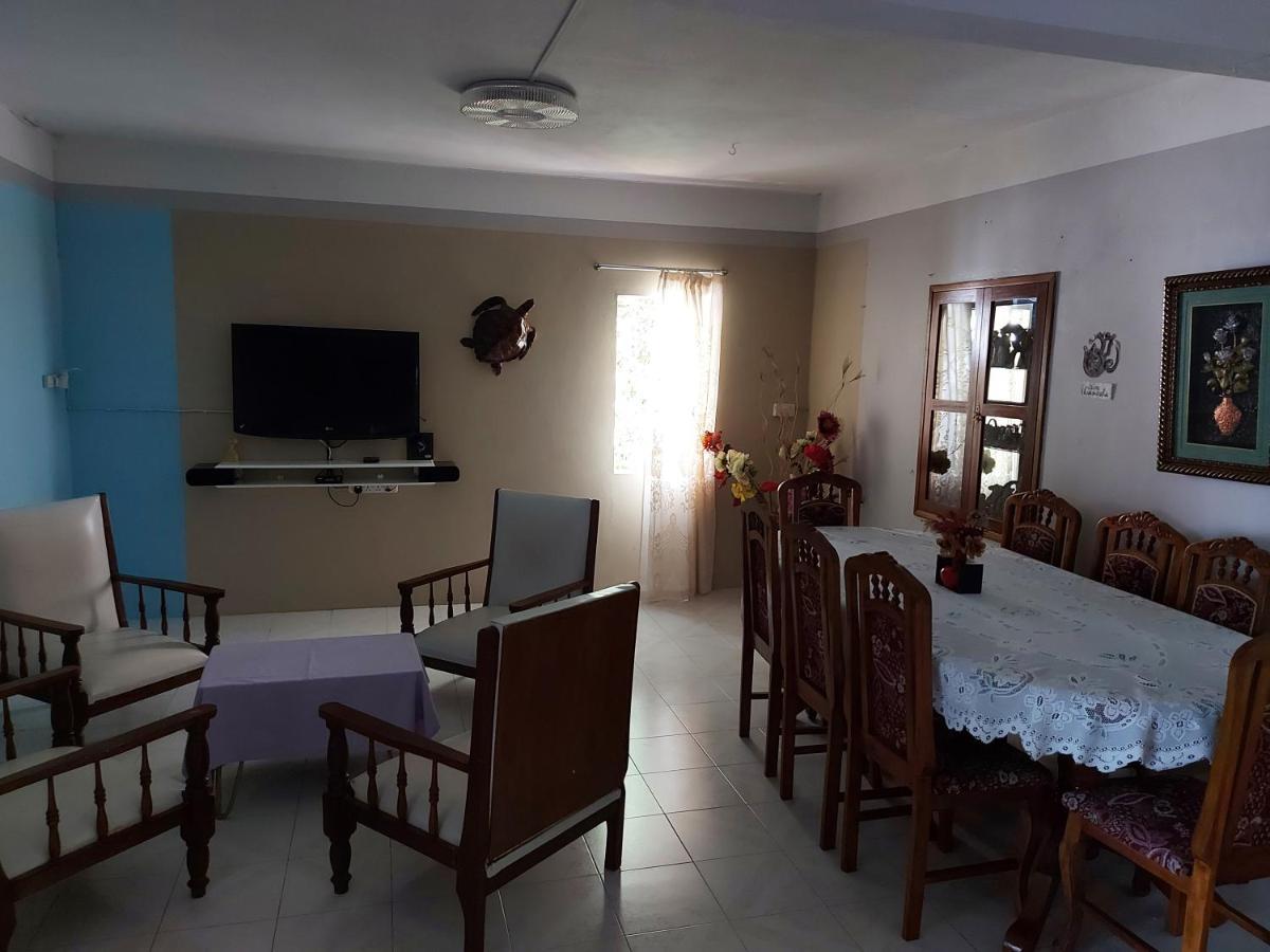 Justice Apartments Le Morne Brabant Buitenkant foto